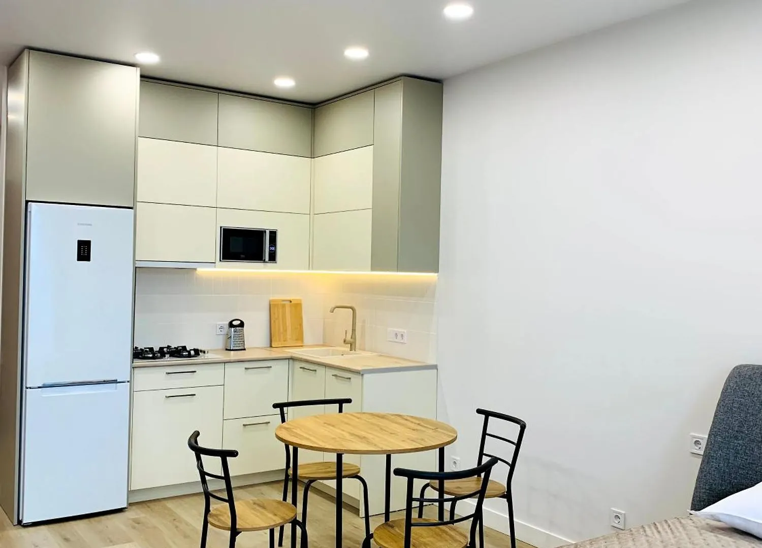 Luxuri Comfort Apartments Batumi 0*,  Georgia