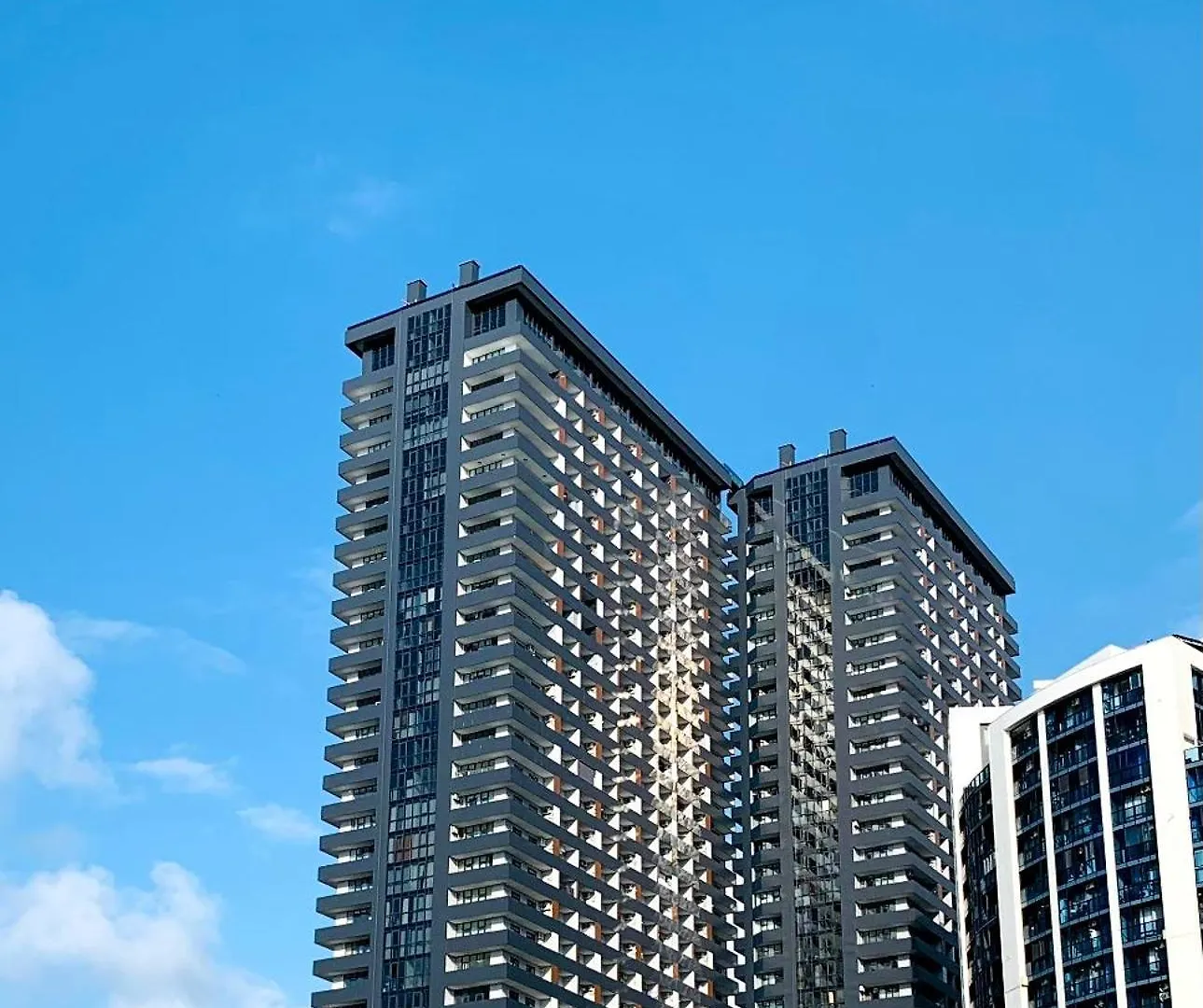 Luxuri Comfort Apartments Batumi